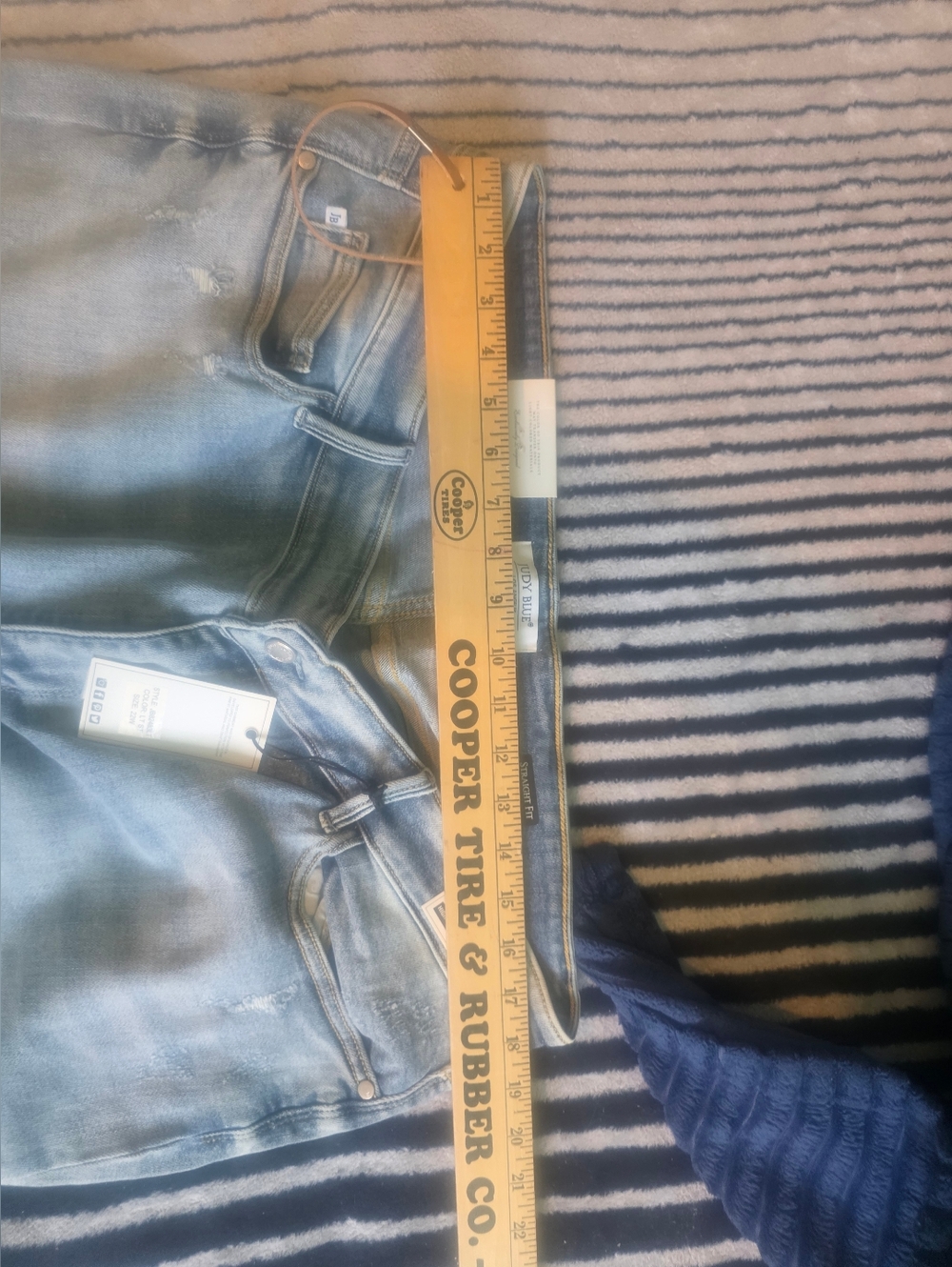 Judy Blue 22W Faded Raw Hem High Waist Blue Jeans - Picture 2 of 14